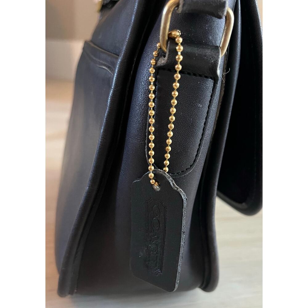 Vintage Coach Court Bag Black Leather Turnlock Crossbody USA Made Style 0069 - Picture 4 of 13